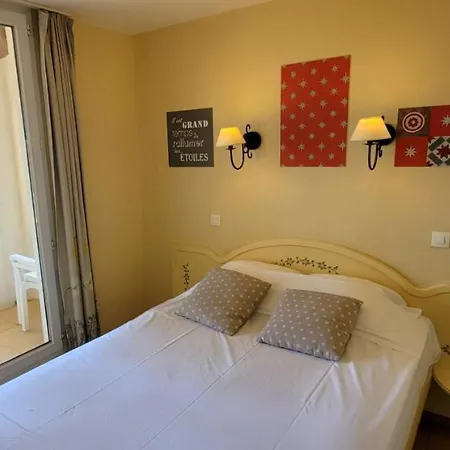 Rare Pearl With Pool And Beautiful Sea View Apartment