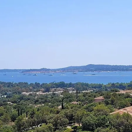 Rare Pearl With Pool And Beautiful Sea View Apartment